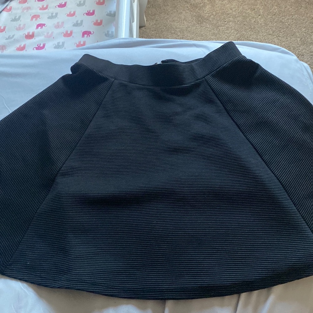 H&M black skirt